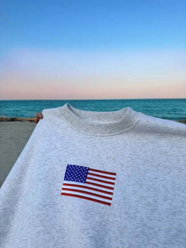 AMERICAN FLAG EMBROIDERED SWEATSHIRT