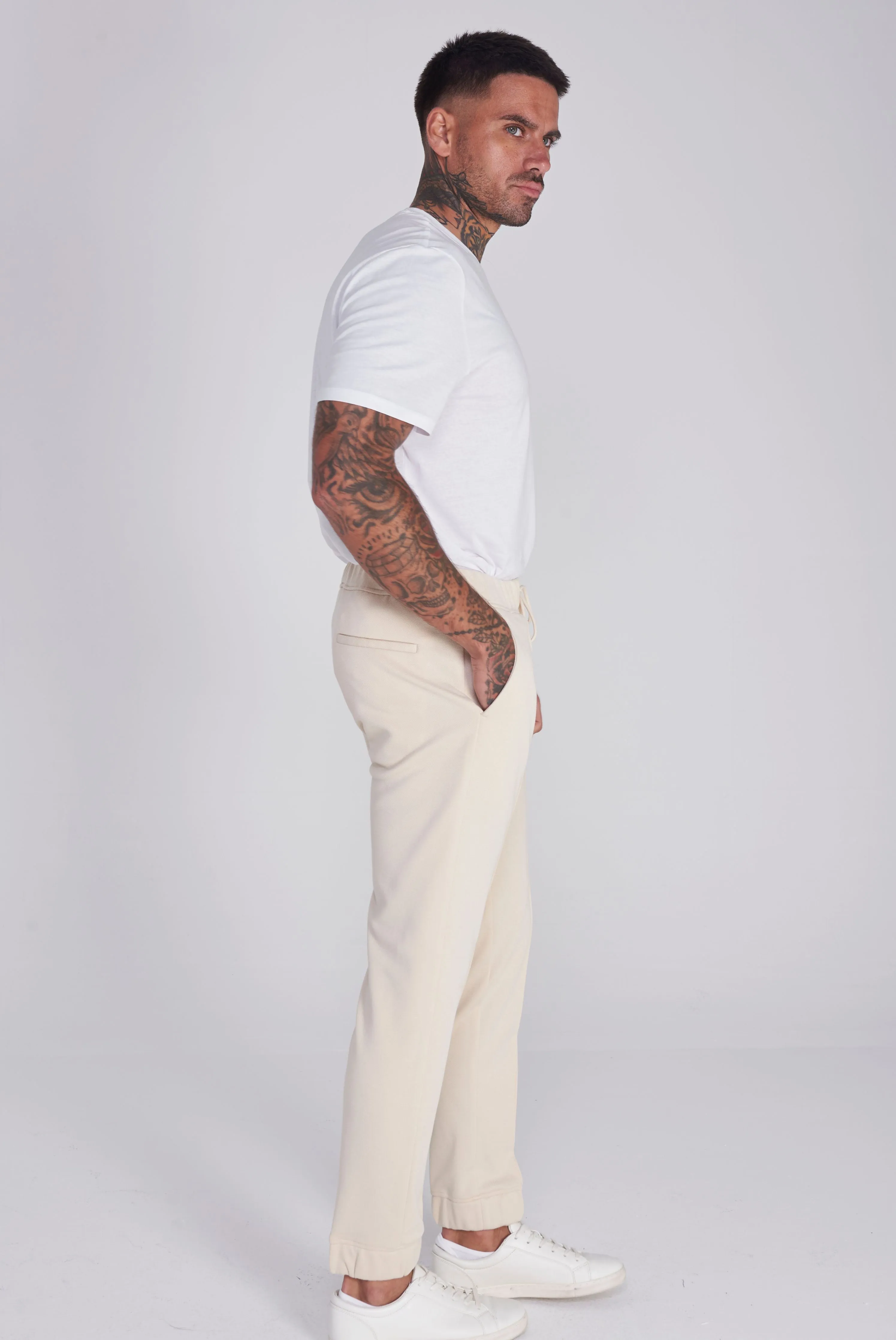 Gisborne Cotton Trouser in Oatmeal