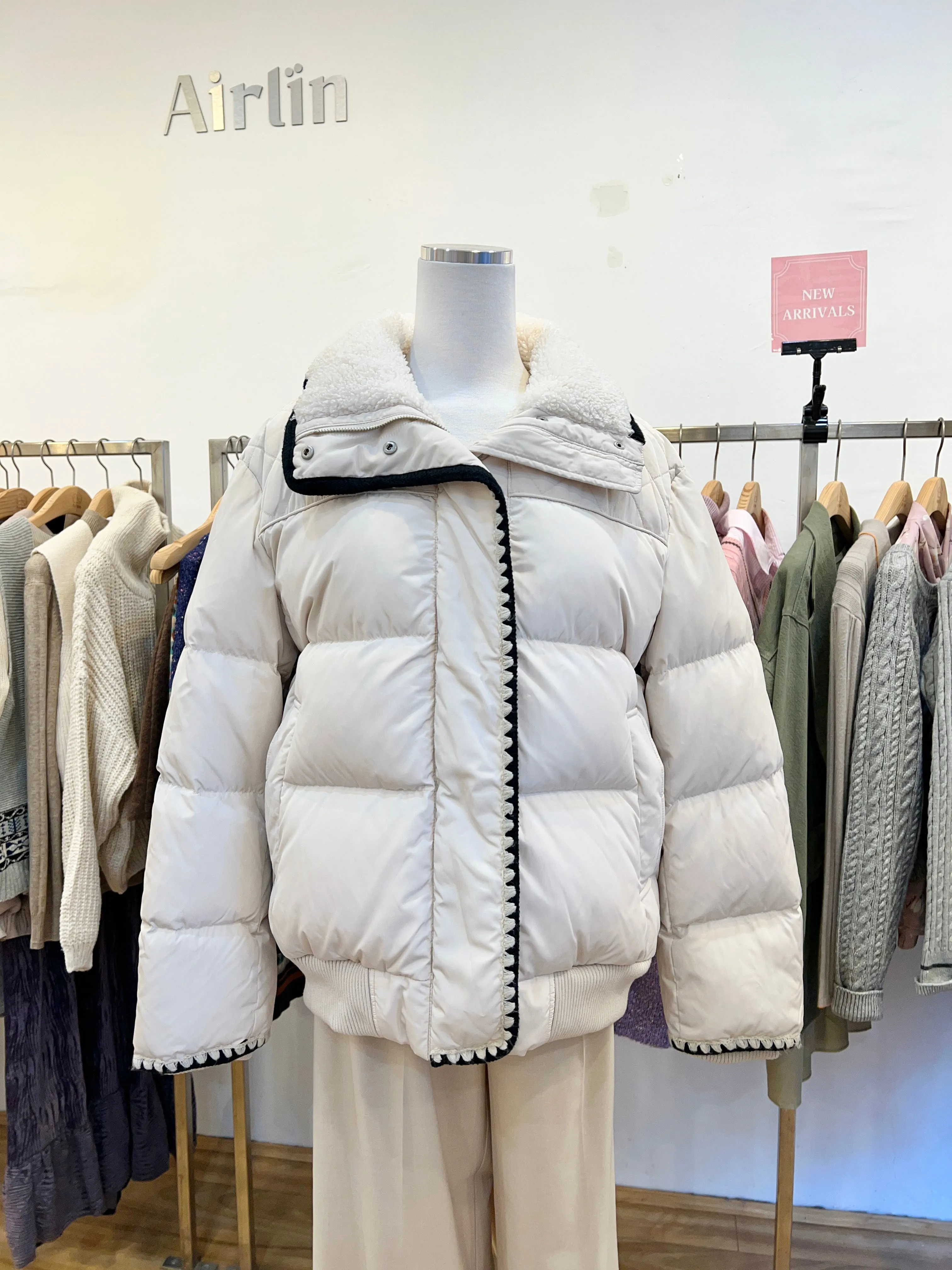 White Cropped Down Jacket